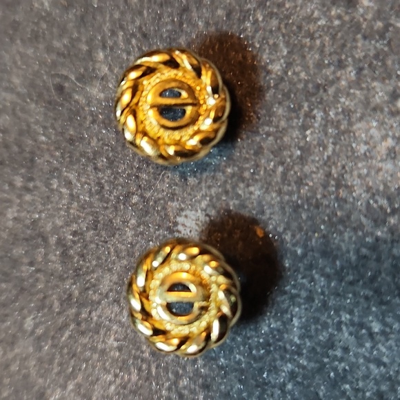 DIOR EARRINGS - Picture 1 of 3